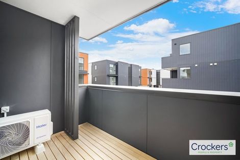 Photo of property in 4/2 Treasure Lane, Te Atatu South, Auckland, 0610