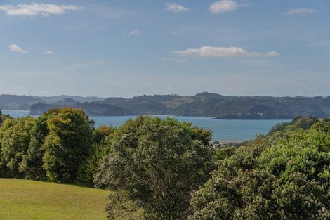 Photo of property in 16 Ohuka Place, Whitianga, 3510