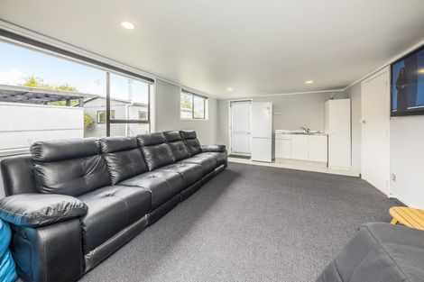 Photo of property in 53 Sheehan Avenue, Papakura, 2110