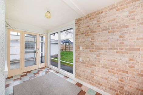 Photo of property in 19 Brightwater Terrace, Terrace End, Palmerston North, 4410