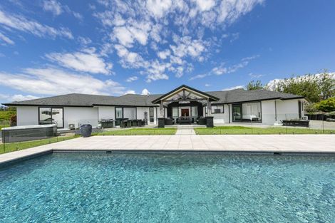 Photo of property in 13 Oak Valley Road, Dairy Flat, Albany, 0792