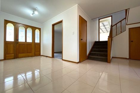 Photo of property in 86 Dalwhinnie Parade, Highland Park, Auckland, 2010