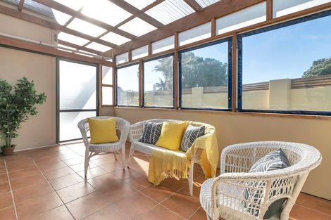 Photo of property in 11k Clearwater Cove, West Harbour, Auckland, 0618