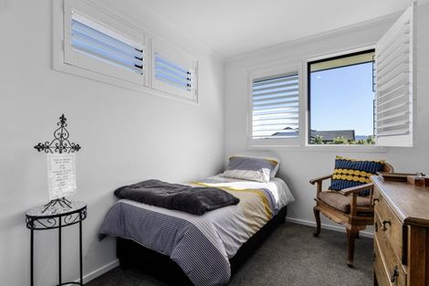 Photo of property in 10 Settler Avenue, Omokoroa, 3114