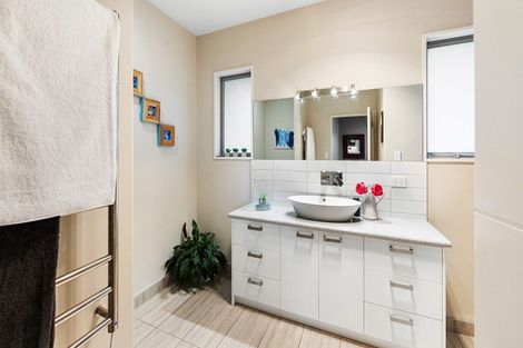 Photo of property in 7 Mandeville Park Drive, Swannanoa, Kaiapoi, 7692