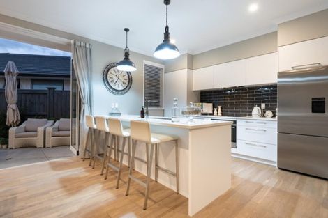 Photo of property in 8 Cassinia Close, Papamoa Beach, Papamoa, 3118