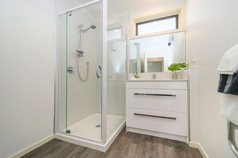 Photo of property in 20a Humphries Place, Awapuni, Palmerston North, 4412