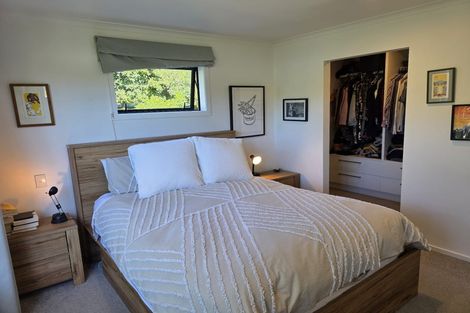 Photo of property in 17 Tauroa Road, Havelock North, 4130