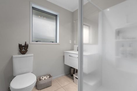 Photo of property in 5 Kuru Place, Papamoa, 3118