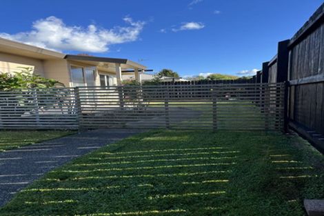 Photo of property in 7b Portland Street, Welcome Bay, Tauranga, 3112