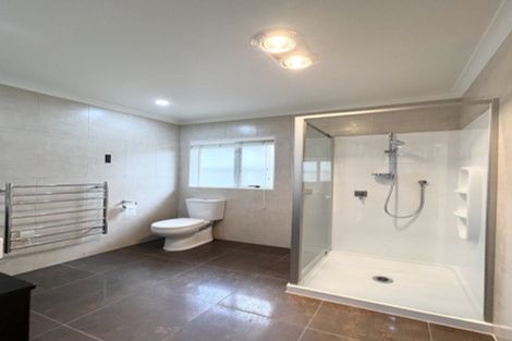 Photo of property in 5 Wye Oak Drive, Schnapper Rock, Auckland, 0632