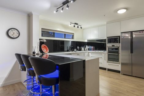 Photo of property in 4/2 Sixth Avenue, Tauranga, 3110