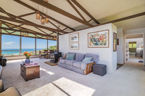 Photo of property in 4 Winston Place, Kew, Dunedin, 9012