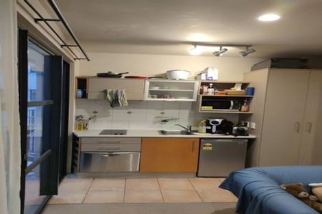 Photo of property in Atrium Apartments, 2i/154 The Terrace, Wellington Central, Wellington, 6011