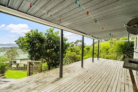 Photo of property in 222 Whangaparaoa Road, Red Beach, 0932