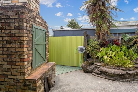 Photo of property in 18 Waro Drive, Hikurangi, 0114