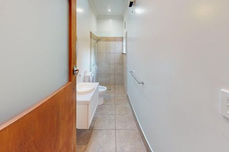 Photo of property in 10 Saint Johns Avenue, Palmerston North, 4414