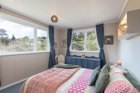 Photo of property in 36 Wyndham Road, Pinehaven, Upper Hutt, 5019