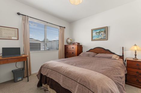 Photo of property in 11 Kamahi Crescent, Papamoa Beach, Papamoa, 3118