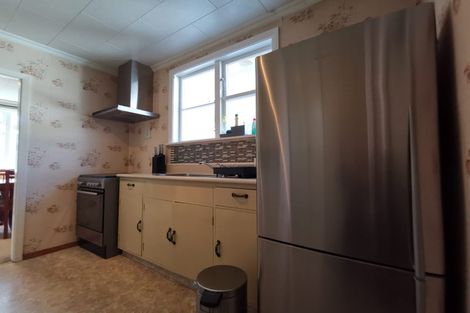 Photo of property in 219 Cambridge Terrace, Naenae, Lower Hutt, 5011