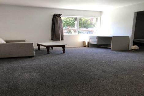 Photo of property in 1/44 Roberts Road, Glenfield, Auckland, 0629