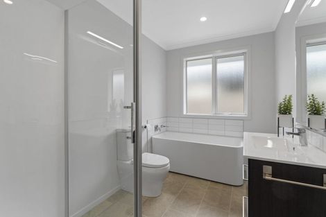 Photo of property in 8 Paioke Street, Waikanae, 5036