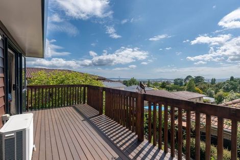 Photo of property in 17 Te Atatu Road, Te Atatu South, Auckland, 0610