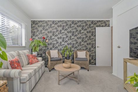 Photo of property in 102 South Highway East, Whitianga, 3510