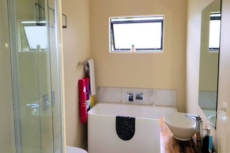 Photo of property in 9 Takutai Place, Diamond Harbour, Lyttelton, 8971