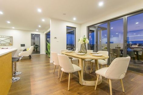 Photo of property in 32 Caldera Drive, Long Bay, Auckland, 0630