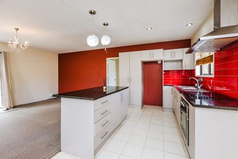 Photo of property in 3/11 Anglers Way, Wattle Downs, Auckland, 2102