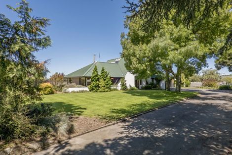 Photo of property in 13 Avoca Place, Darfield, 7510