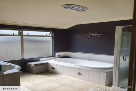 Photo of property in 18 Mirbeck Avenue, Cambridge, 3434