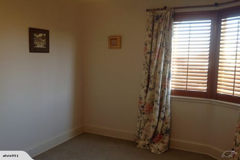 Photo of property in 1-12/48 The Bay Hill, Timaru, 7910