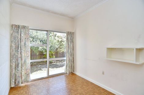 Photo of property in 55 Winters Road, Redwood, Christchurch, 8051