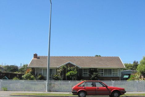 Photo of property in 102 Farrington Avenue, Bishopdale, Christchurch, 8053
