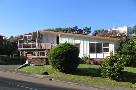 Photo of property in 4 Churton Drive, Churton Park, Wellington, 6037