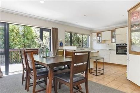 Photo of property in 4f Shaw Road, Oratia, Auckland, 0604