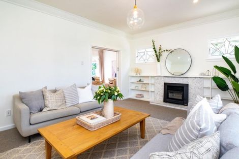 Photo of property in 51 Te Mata Road, Havelock North, 4130