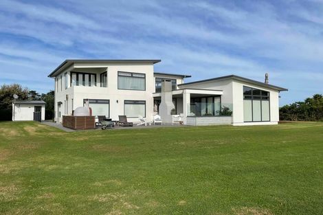 Photo of property in 154 Waitoetoe Road, Mimi, Urenui, 4377