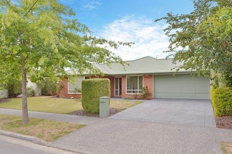Photo of property in 55 Springwater Avenue, Northwood, Christchurch, 8051