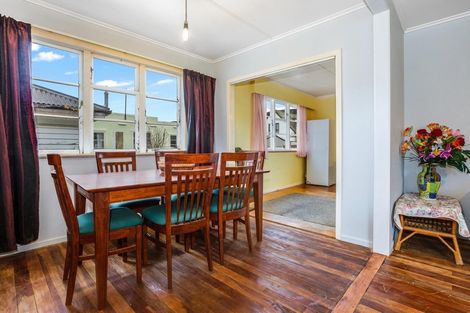 Photo of property in 4 Beauchamp Street, Tawa, Wellington, 5028