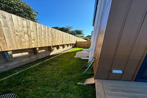 Photo of property in 12/196 Royal Road, Massey, Auckland, 0614