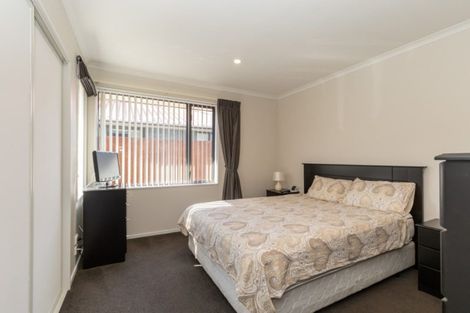 Photo of property in 32 Neill Street, Hornby, Christchurch, 8042