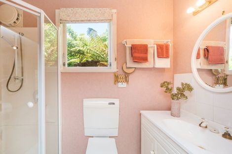 Photo of property in 11 Parkland Crescent, Terrace End, Palmerston North, 4410