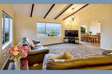 Photo of property in 44 Westhaven Drive, Tawa, Wellington, 5028