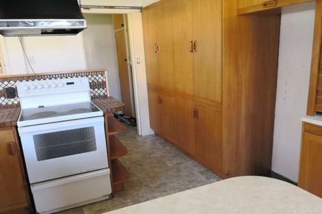 Photo of property in 24 Woodside Avenue, Northcote, Auckland, 0627