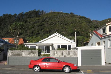 Photo of property in 59 Marine Parade, Eastbourne, Lower Hutt, 5013