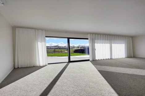 Photo of property in 26 Milldale Drive, Wainui, 0932