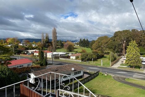 Photo of property in 90 Kawaha Point Road, Kawaha Point, Rotorua, 3010